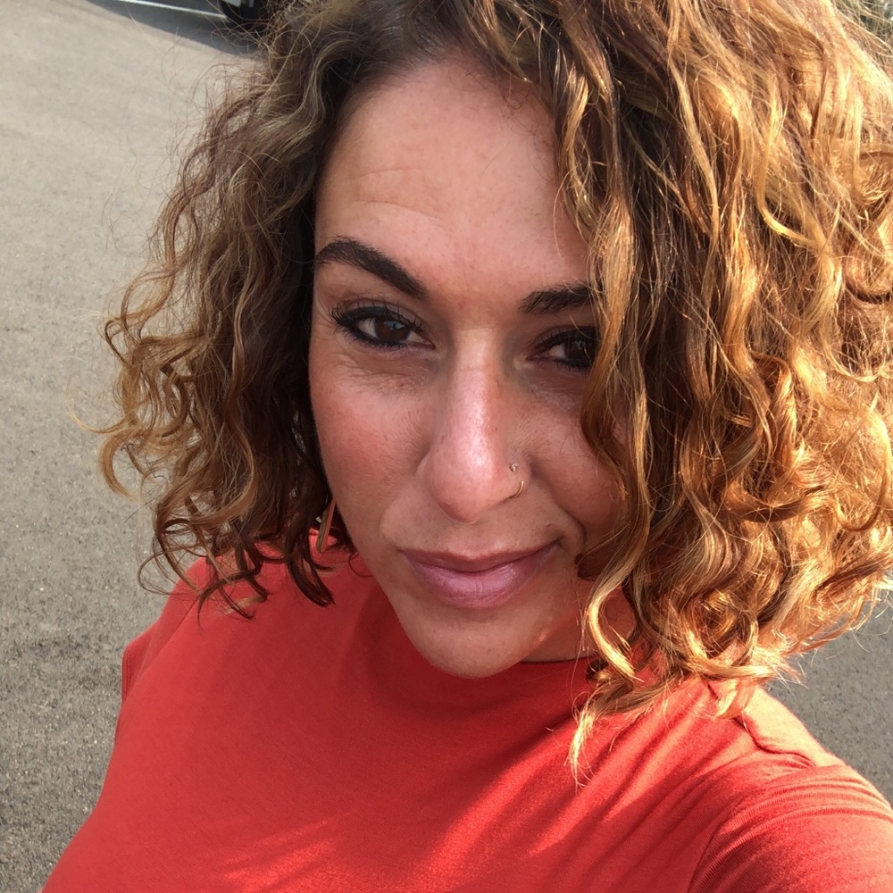 Meet your Posher, Alexandra